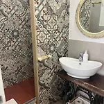 Oda ve Kahvaltı Chimera